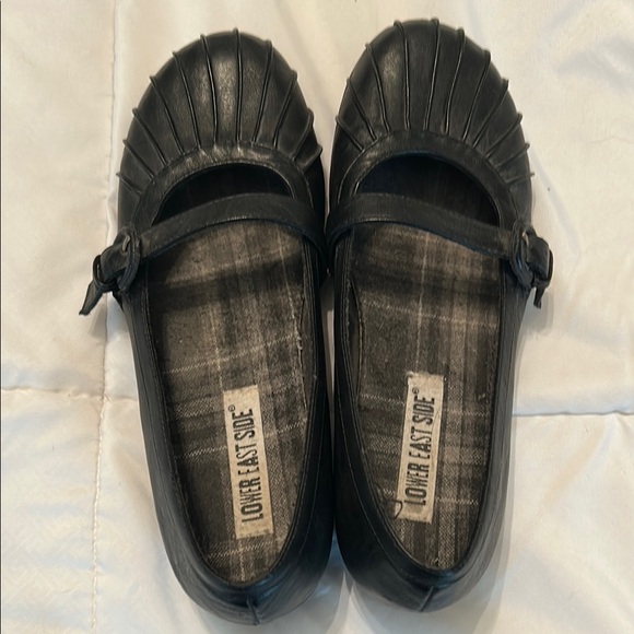 Black Mary Jane Wedges - Picture 2 of 6